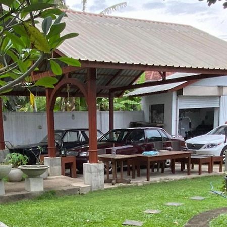 Ice Berg Lägenhet Dehiwala-Mount Lavinia Exteriör bild