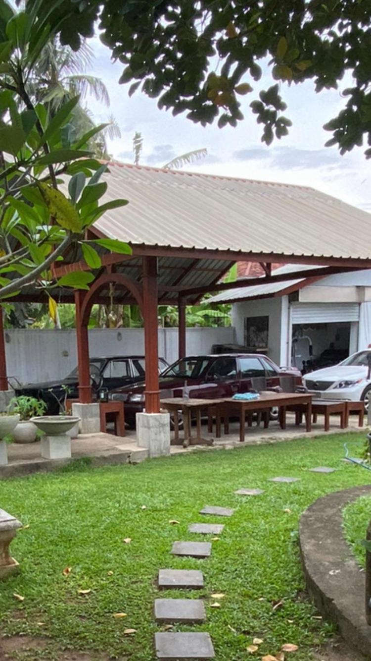 Ice Berg Lägenhet Dehiwala-Mount Lavinia Exteriör bild